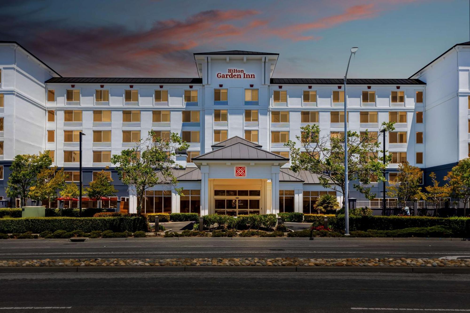 Hilton Garden Inn San Mateo Dış mekan fotoğraf