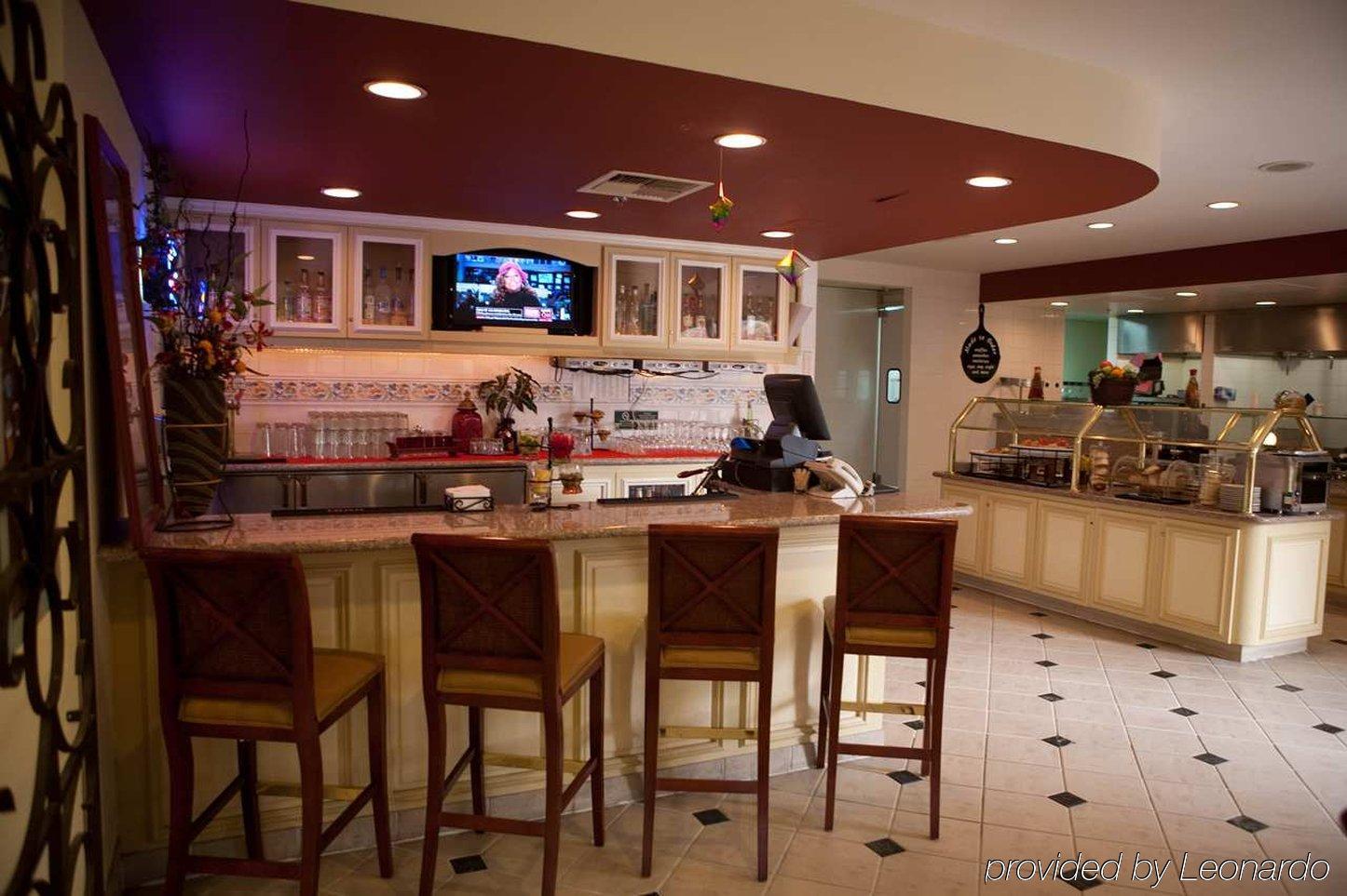 Hilton Garden Inn San Mateo Restoran fotoğraf